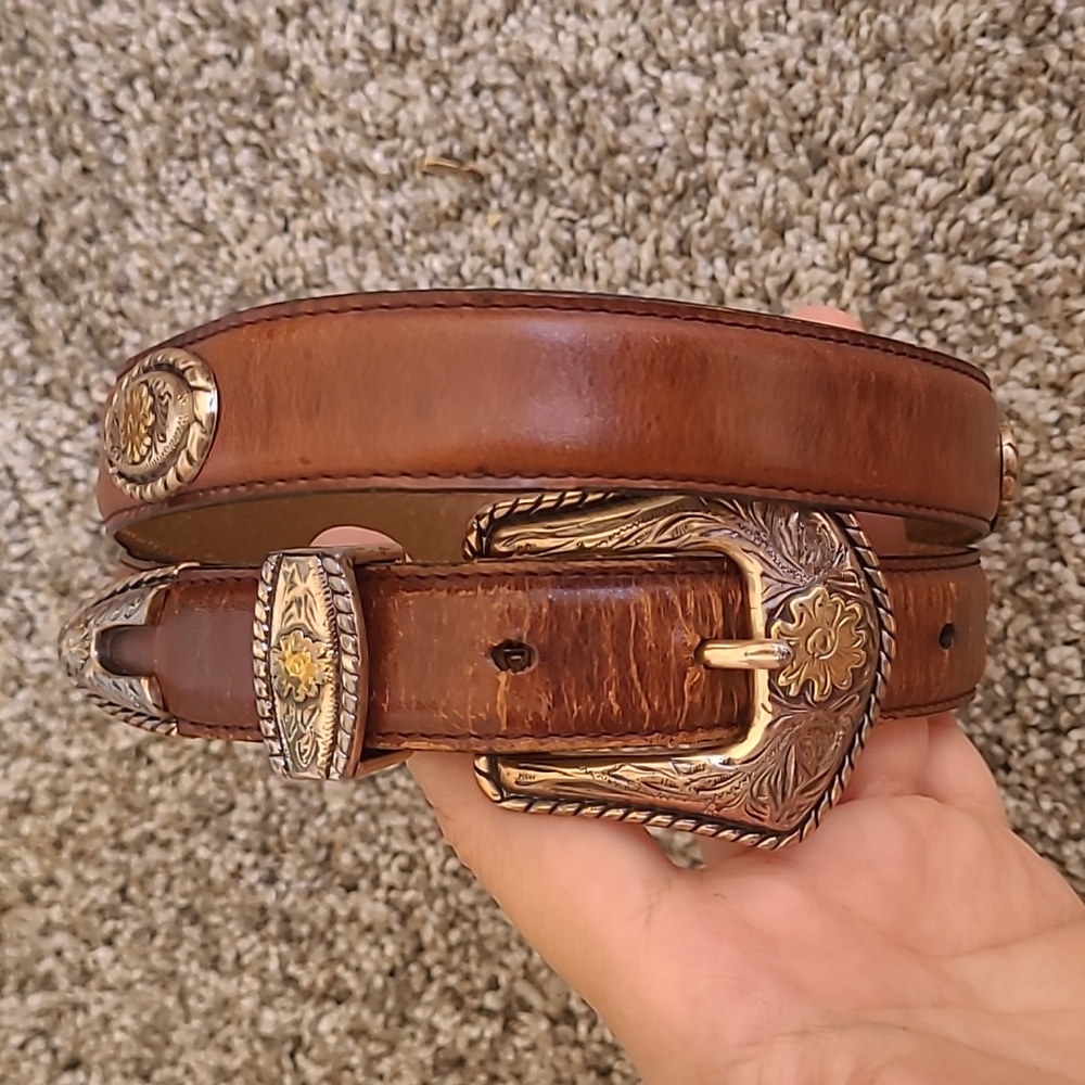 Cognac Colored Concho Western Belt Made With Genuine Leather Size L/ 40" - Picture 3 of 8